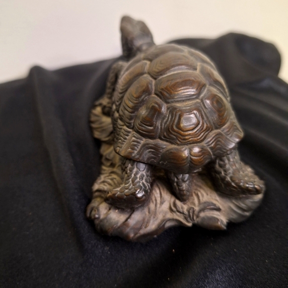 Brown Resin Turtle 4" Long - Picture 4 of 5